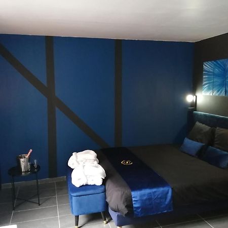 Appartements Avec Balneo Et Sauna Privatif - Troyes Centre Exterior foto